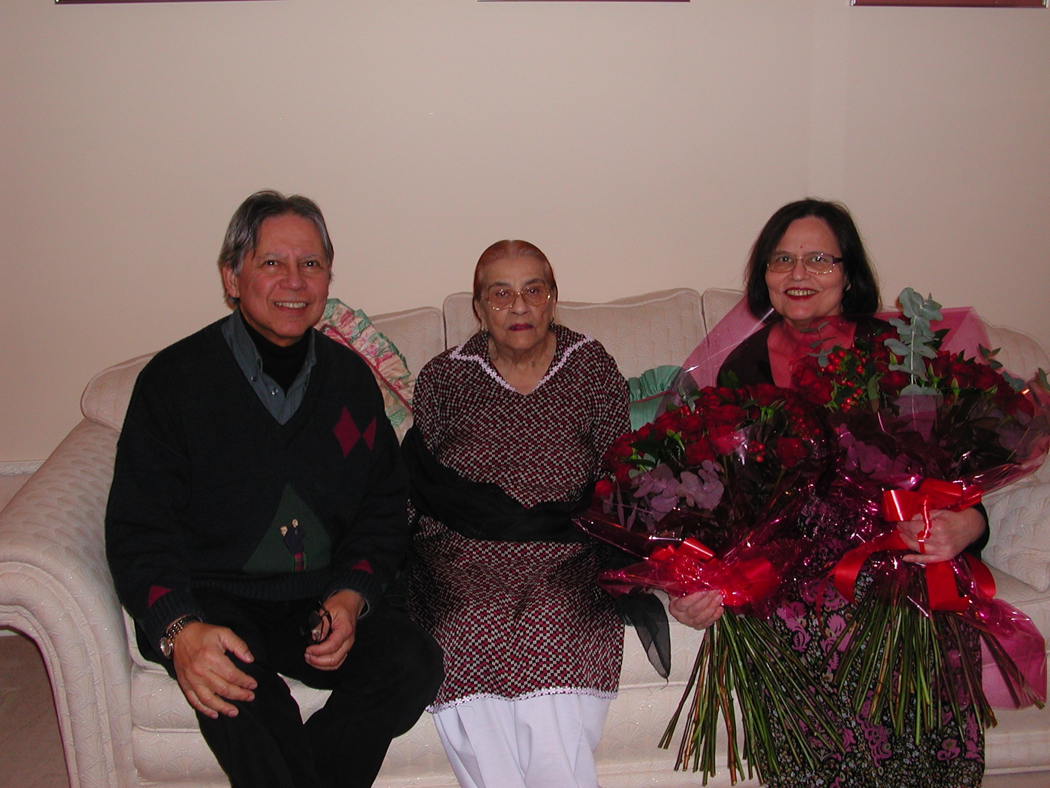 Fatima on her 90th birthday with her daughter and son-in-law